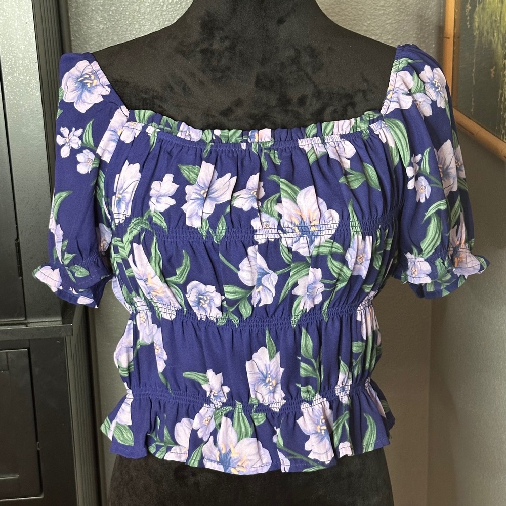 E & M Floral Smocked Crop Top Medium Off Shoulder Cottagecore Blouse